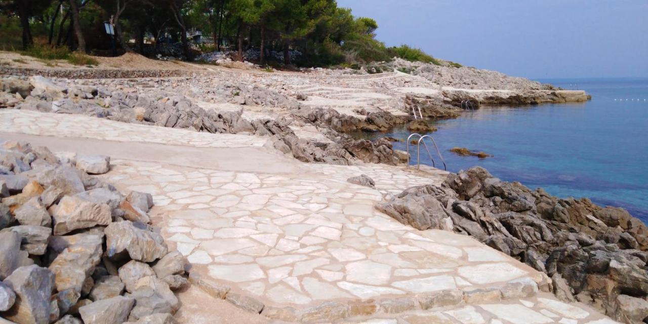 Apartments Margarita Mali Lošinj Eksteriør billede